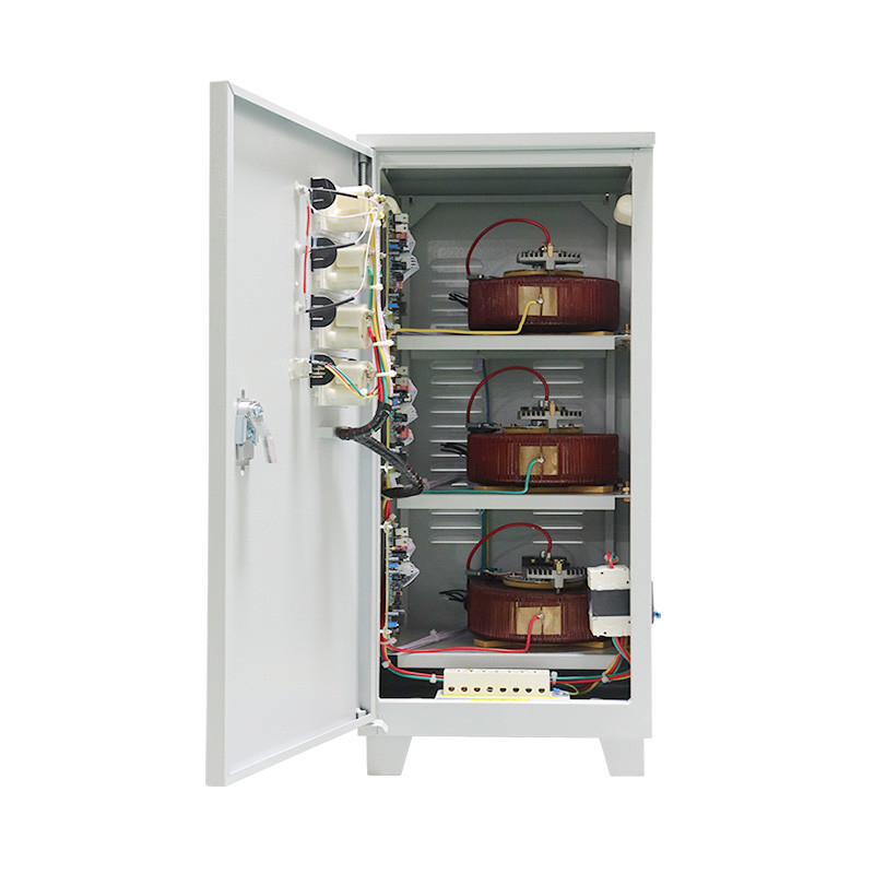 9000VA เครื่องปรับระดับความดันอัตโนมัติสามเฟส 380VAC พลังงาน AVR อุตสาหกรรม Stabilizer โรงงาน ขายตรง