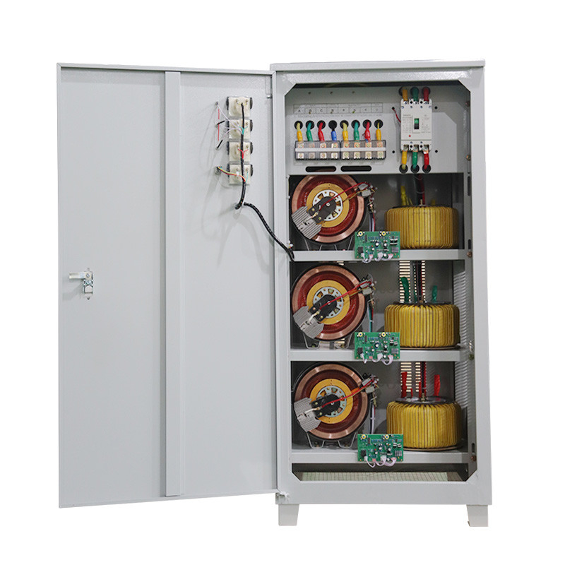 เครื่องปรับระดับความดันสามเฟส 80KVA 80KW เครื่องปรับระดับความดันอัตโนมัติและเครื่องปรับระดับความดันสําหรับการใช้ในอุตสาหกรรม