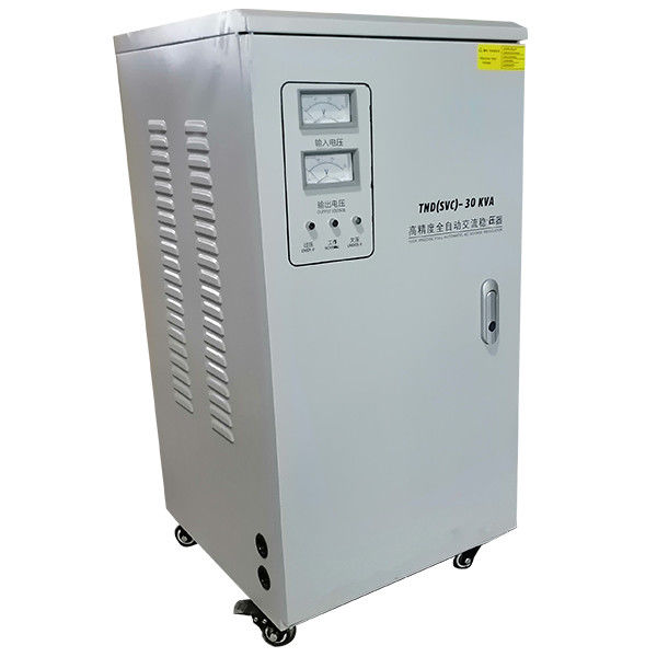 ผู้ผลิตเฟสเดียว TND-30KVA ตัวควบคุมแรงดันไฟฟ้ากระแสสลับอัตโนมัติความจุสูง